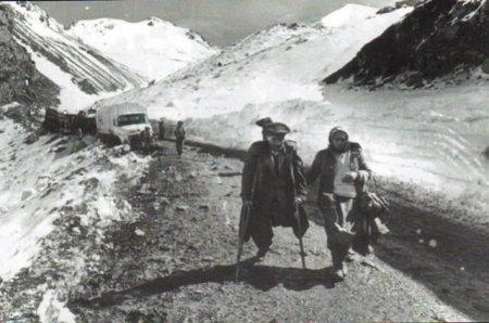 Köçkünlük yazıldı Məğrur adıma,