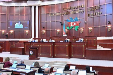 Deputatlar növbəti ilin büdcəsini birinci oxunuşda təsdiqlədi
