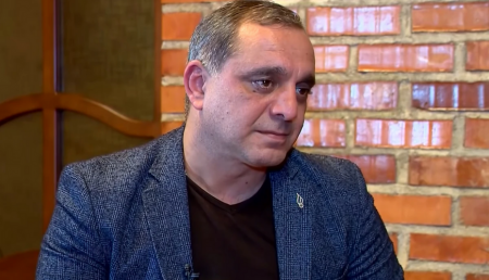 Azərbaycanlı müğənni 2 milyon manat ziyana düşdü Azərbaycanlı müğənni 2 milyon manat ziyana düşdü