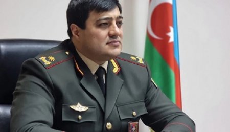 “Etiraf edirəm ki, mənə “paçka”larla pul verib”- General məhkəməyə gəldi