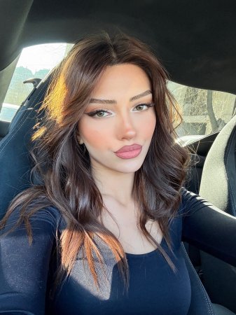 Şəbnəm Tovuzlunun qızından lüks avtomobildə gözəl rəqs - Pulin varsa kef elə -Video