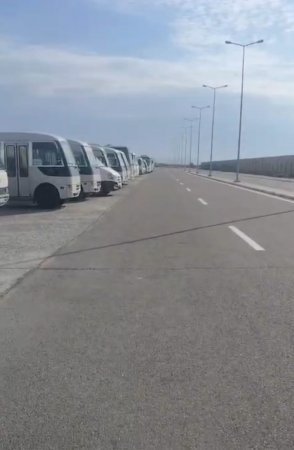 Bakı Gəmiqayırma Zavodunda Şok Təhlükə: Yararsız Avtobuslar İşçiləri Daşıyır