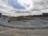 Xankəndi futbol stadionunda nə baş verir? - Mühəndis yoxluğu, fəhlələrə keyfiyyətsiz yemək...